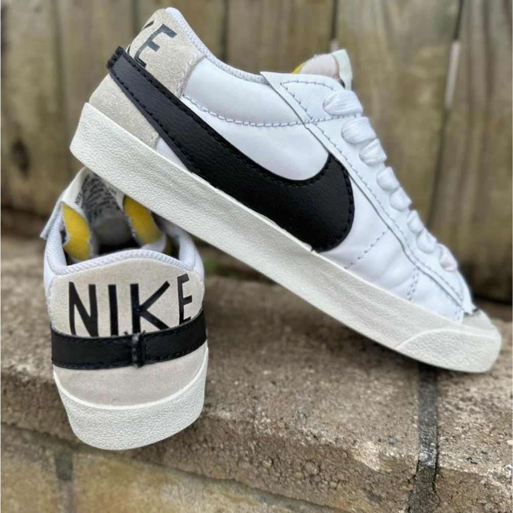 Nike Blazer size 9